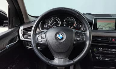 X5 (F15)