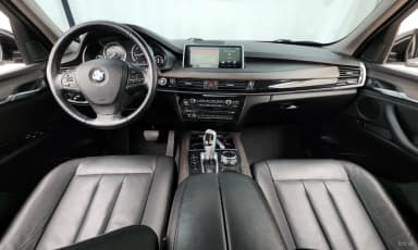 X5 (F15)