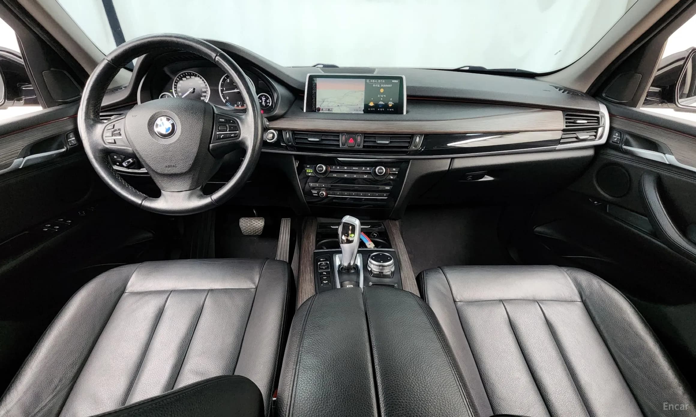 X5 (F15)