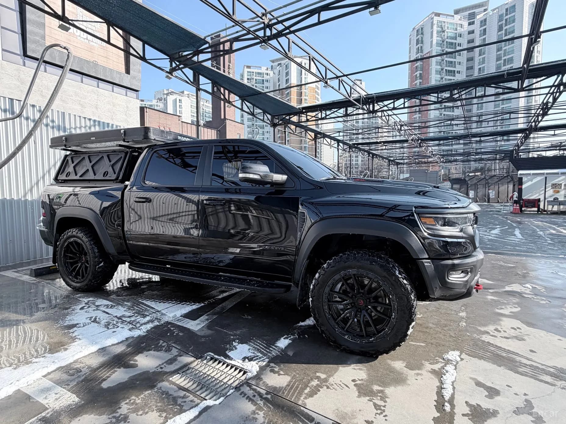 Lampickup