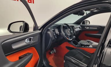 XC40