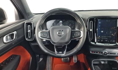 XC40
