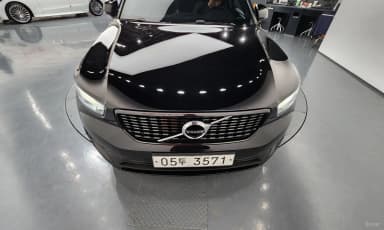 XC40