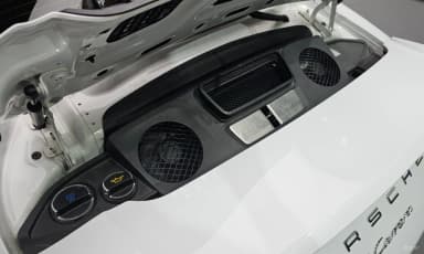 910