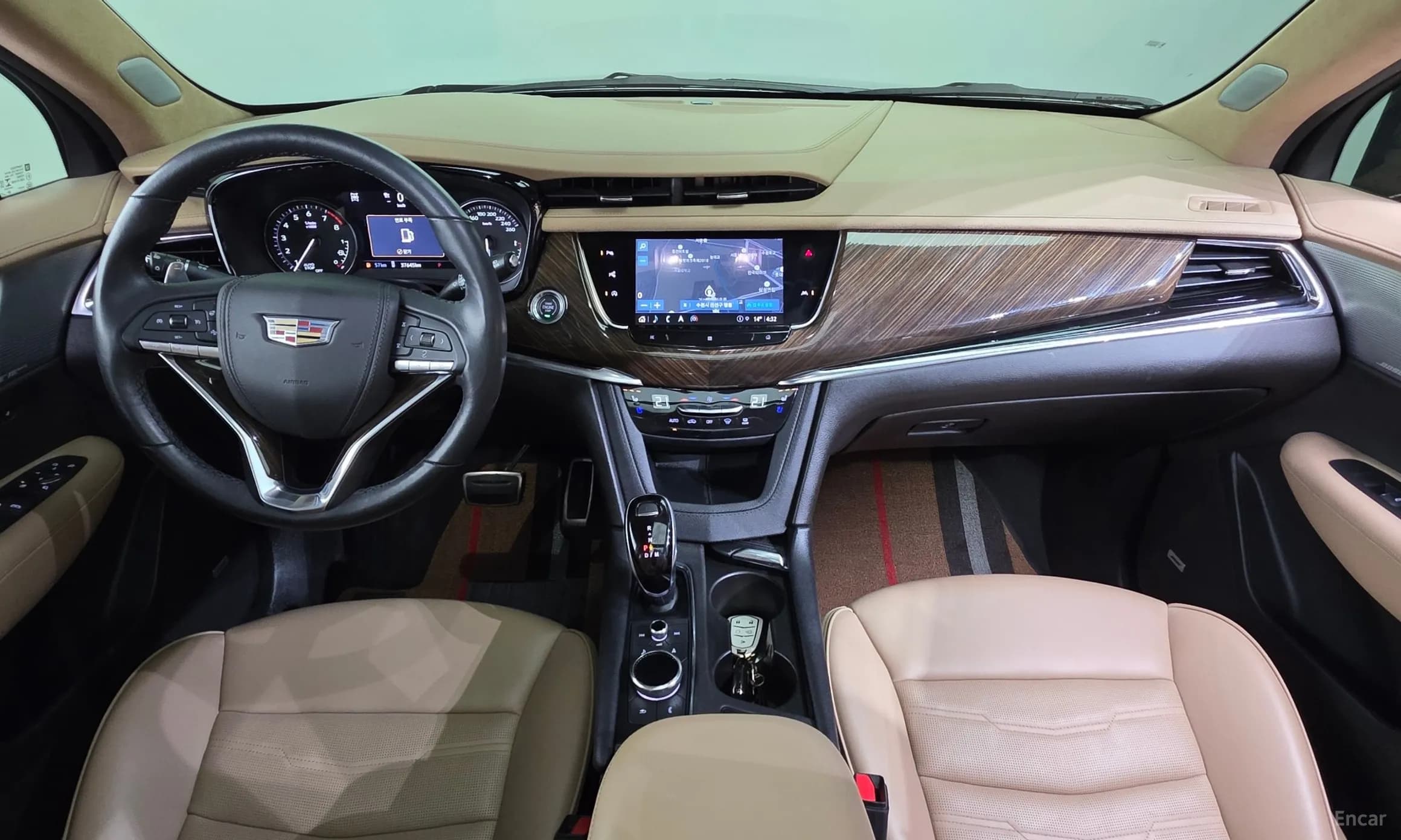 XT6