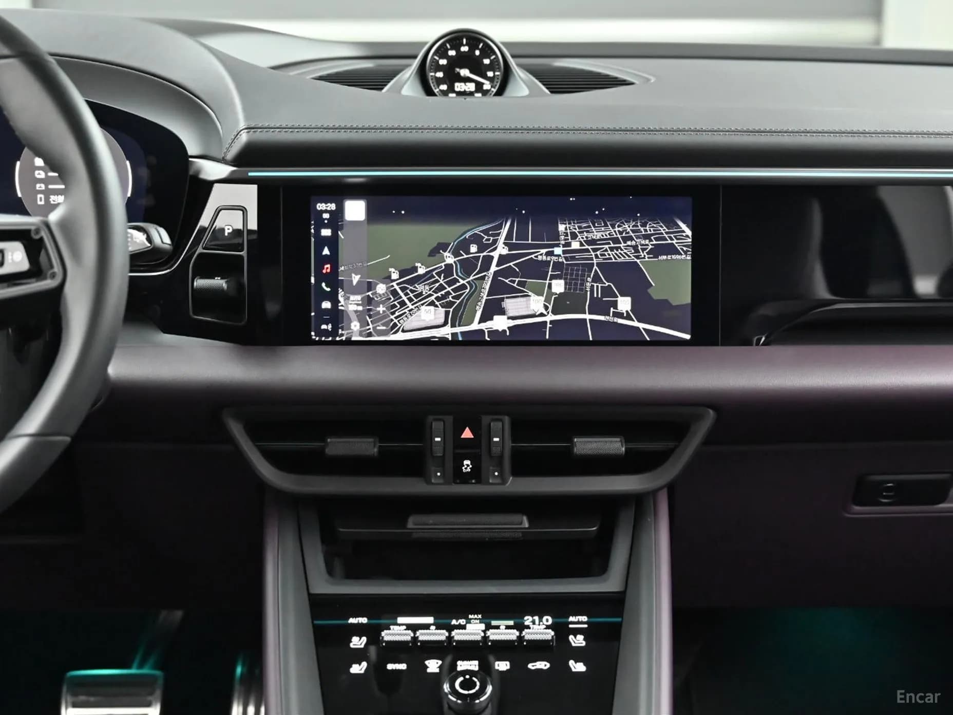 Macan EV