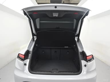 Macan EV