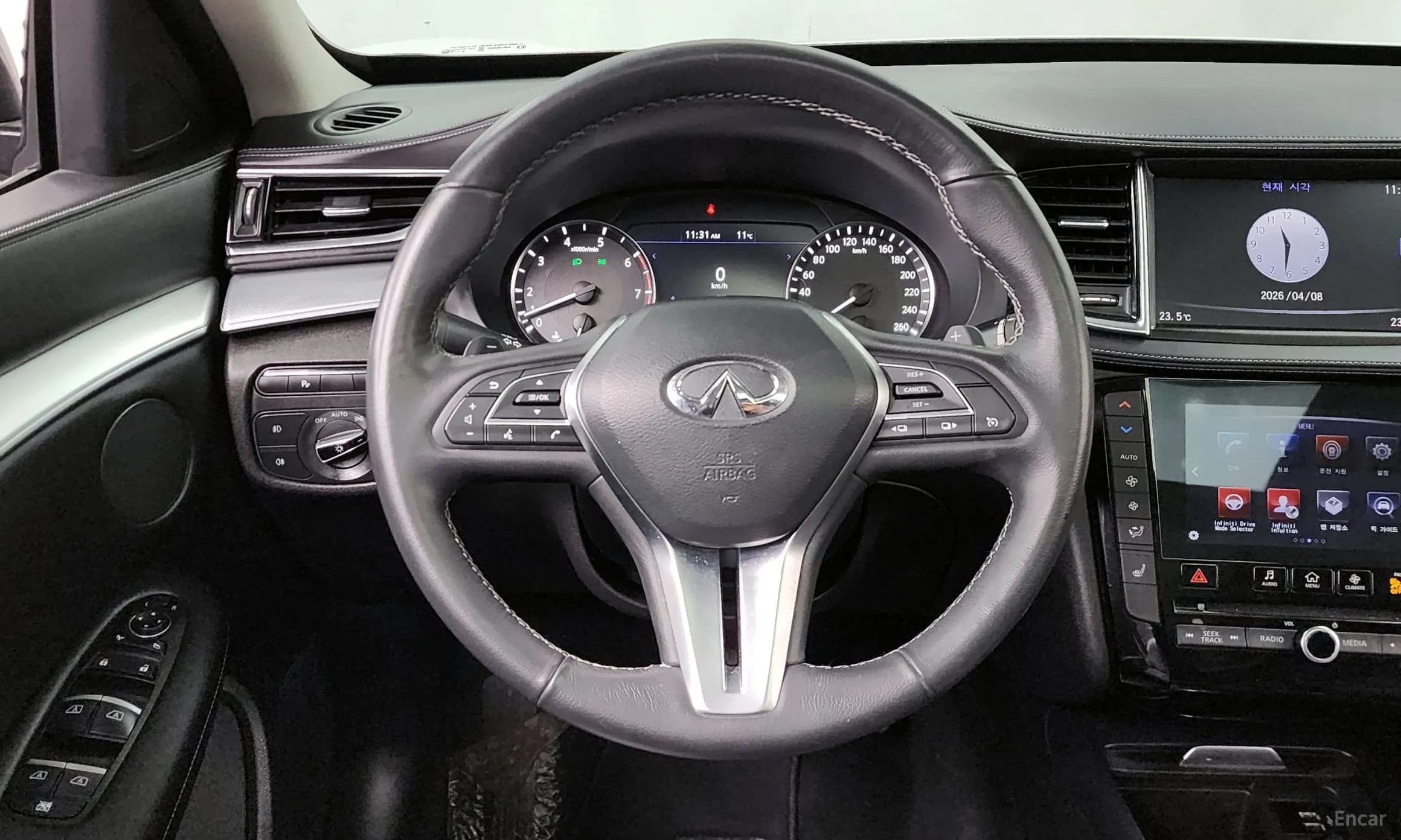 QX50 (P71A)