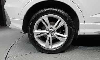 Q3 (F3)