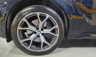 X6 (G06)