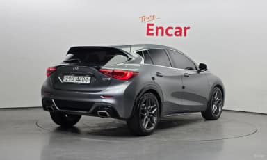 Q30