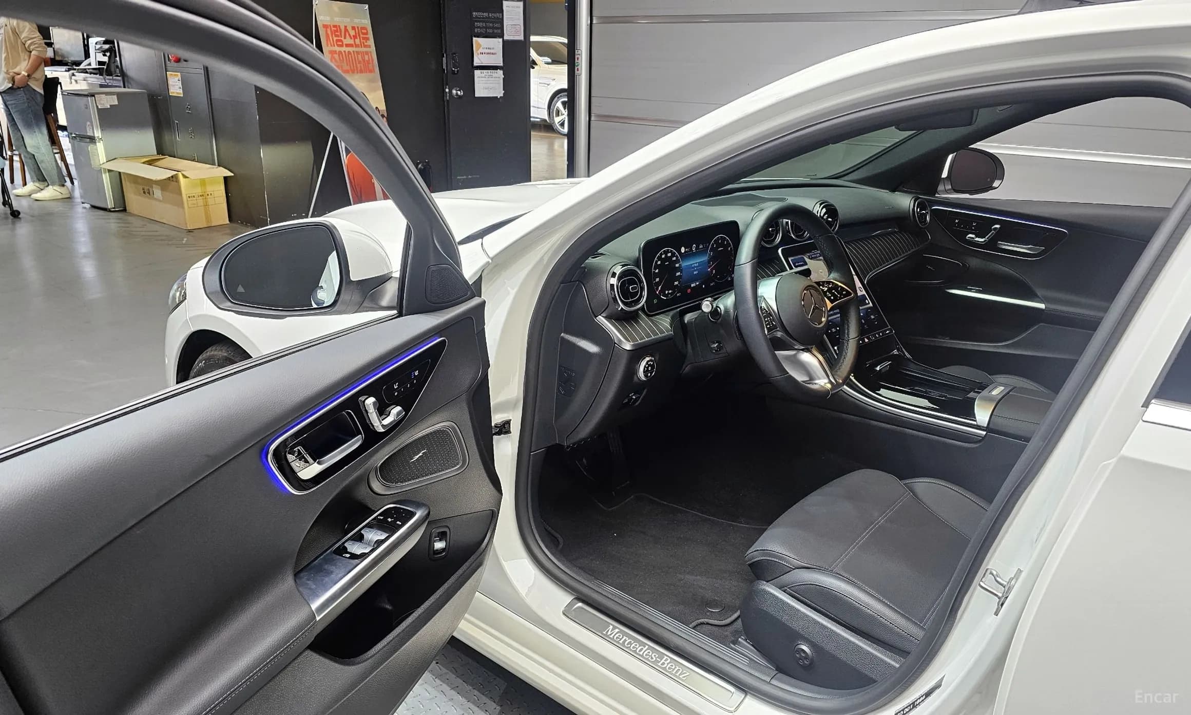 C-Class W206