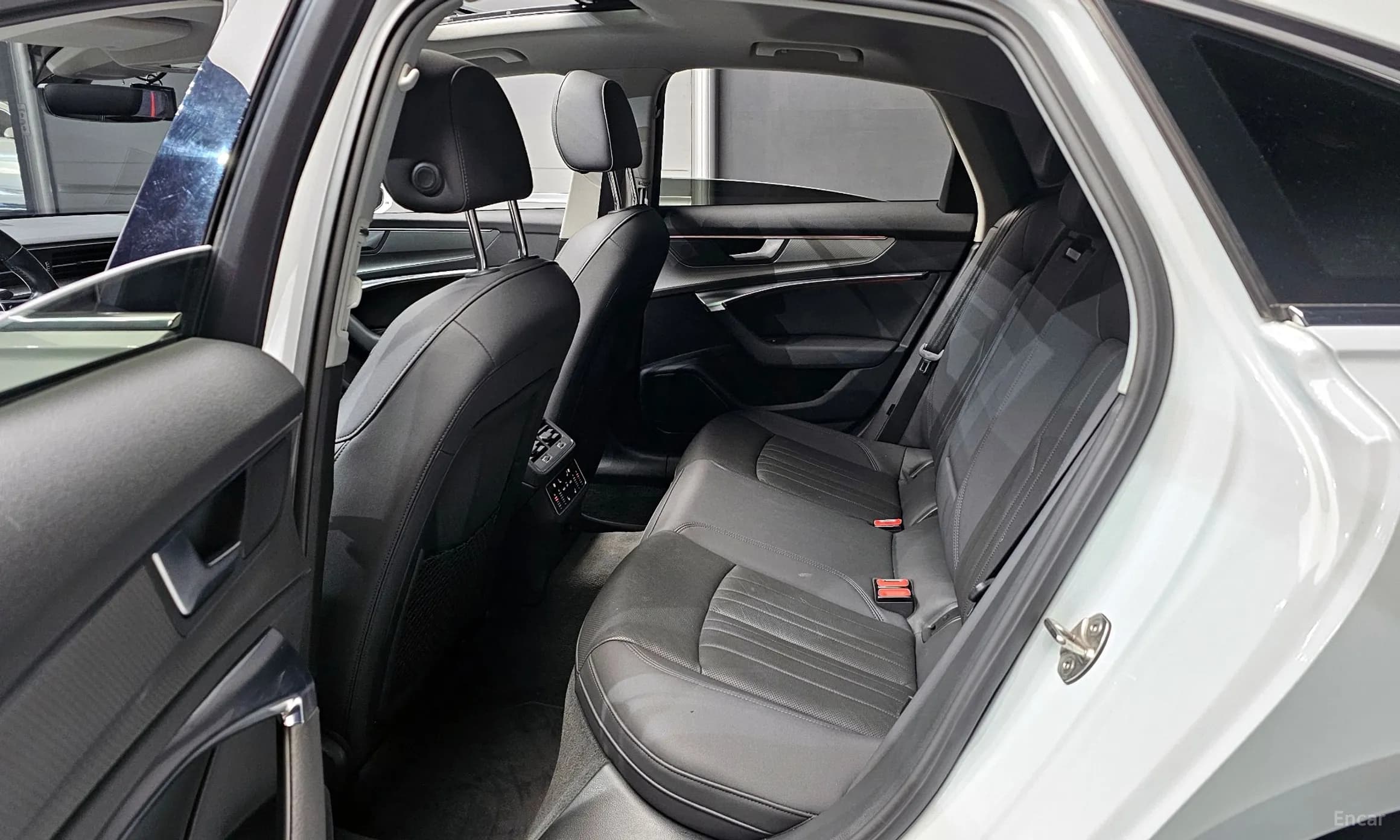 A6 (C8)