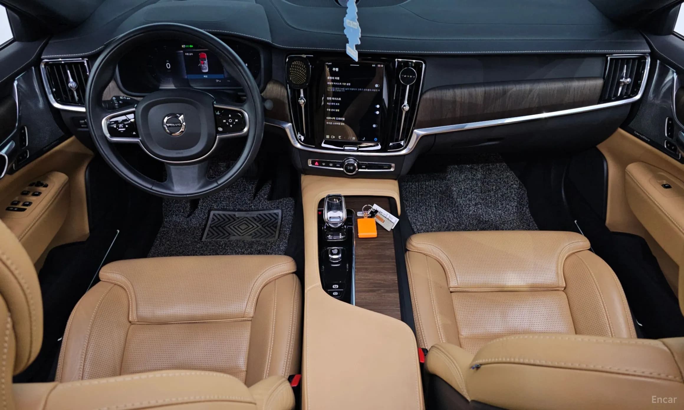 S90