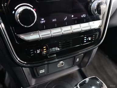 Berry New Tivoli