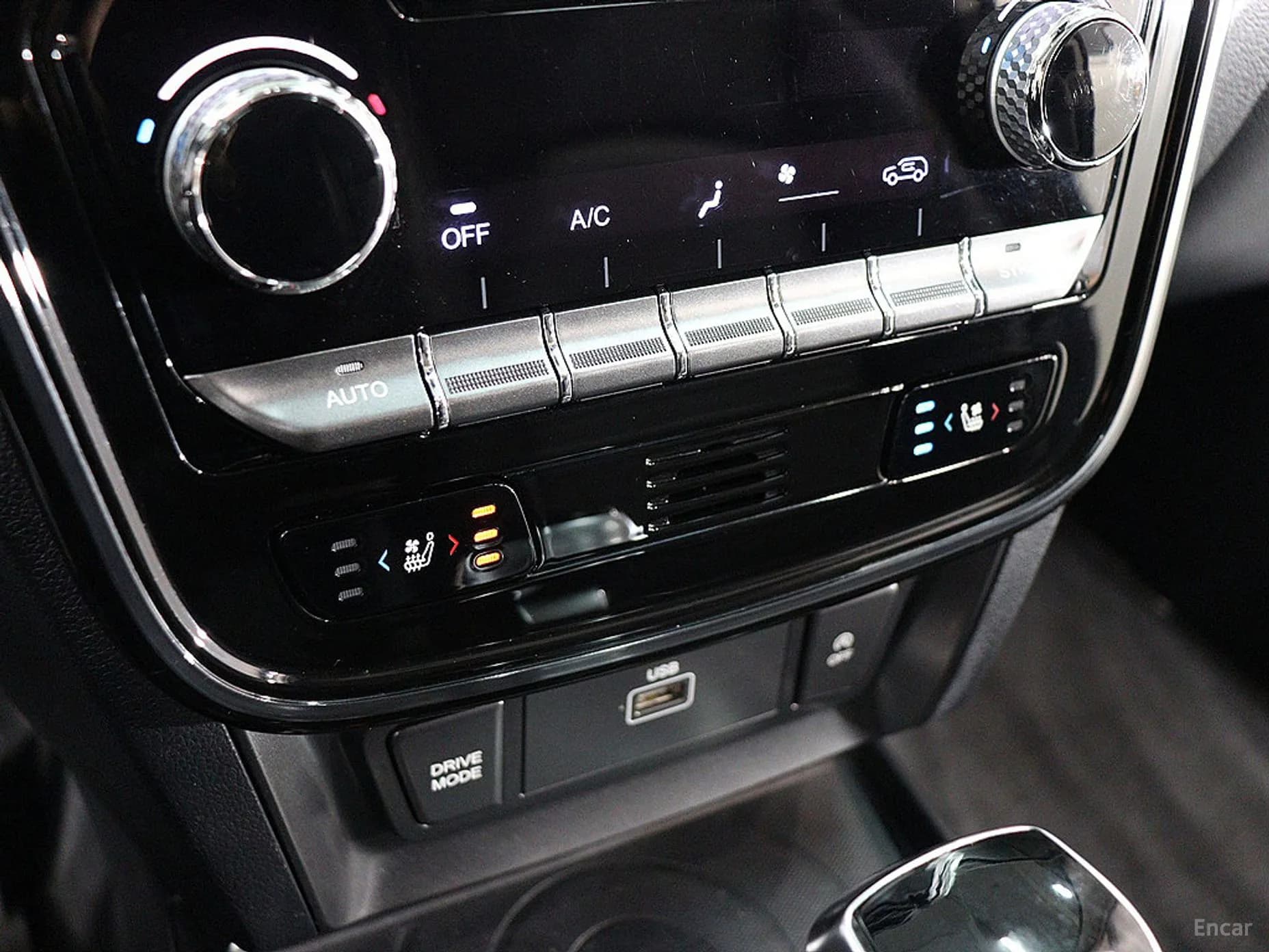Berry New Tivoli