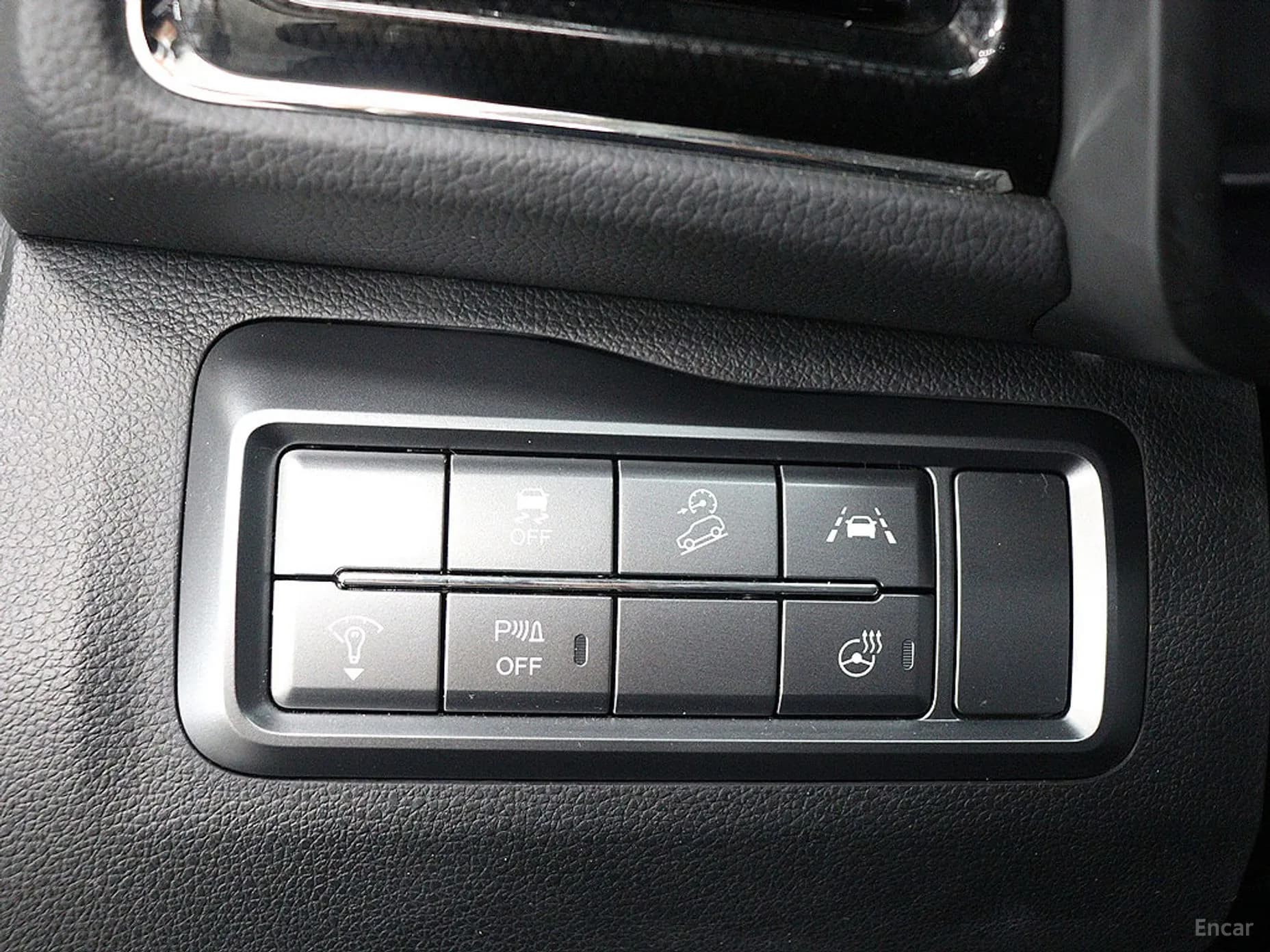 Berry New Tivoli