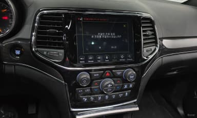 Grand Cherokee