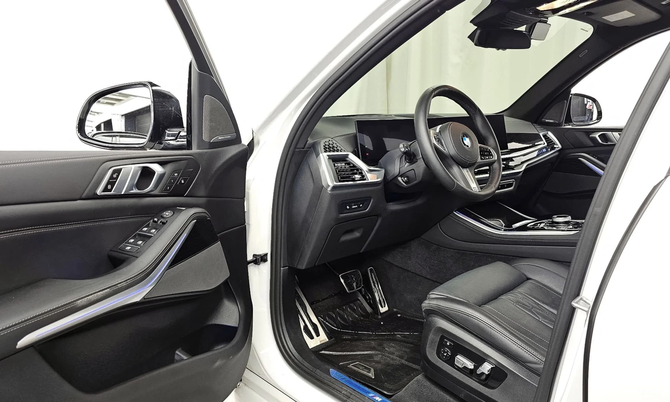 X5 (G05)