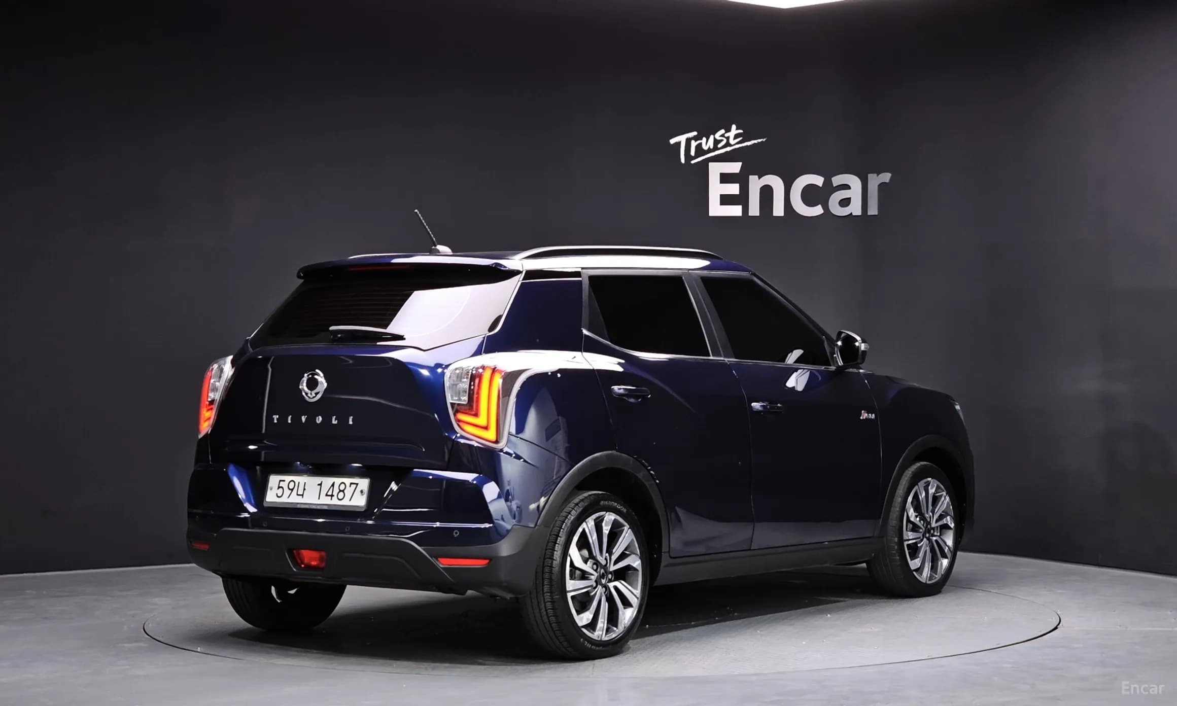 Berry New Tivoli