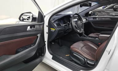LF Sonata