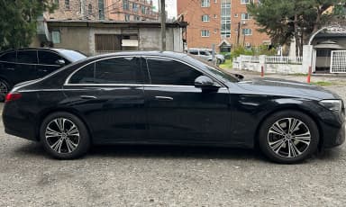 E-Class W214