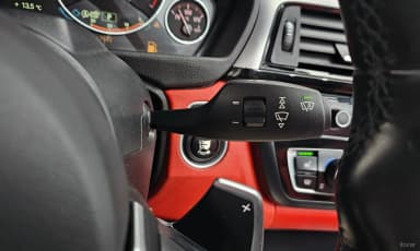 Series 4 (F32)