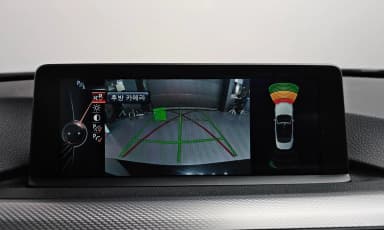 Series 4 (F32)