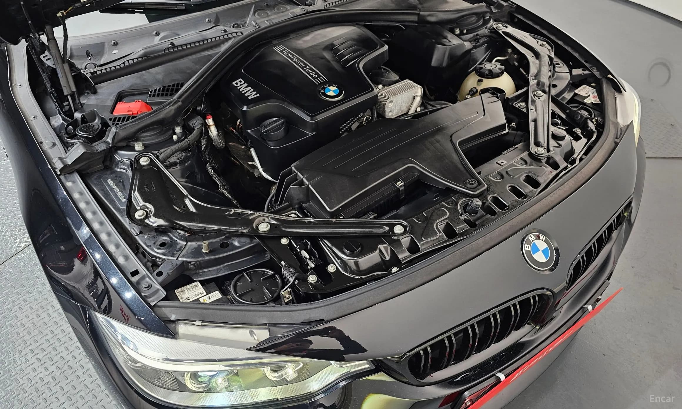 Series 4 (F32)