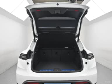 Macan EV