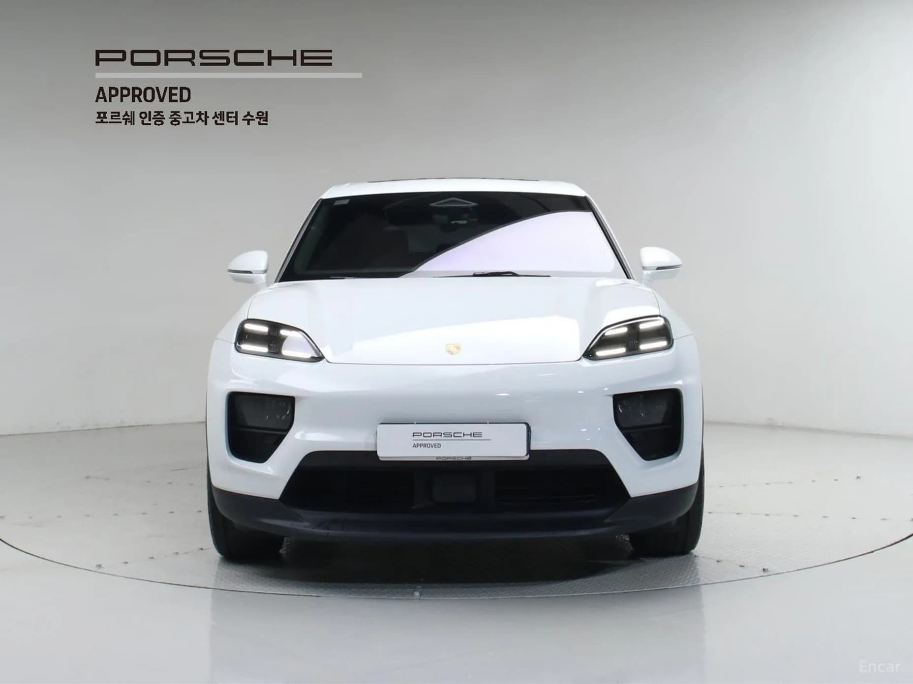 Macan EV