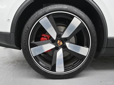 Macan EV