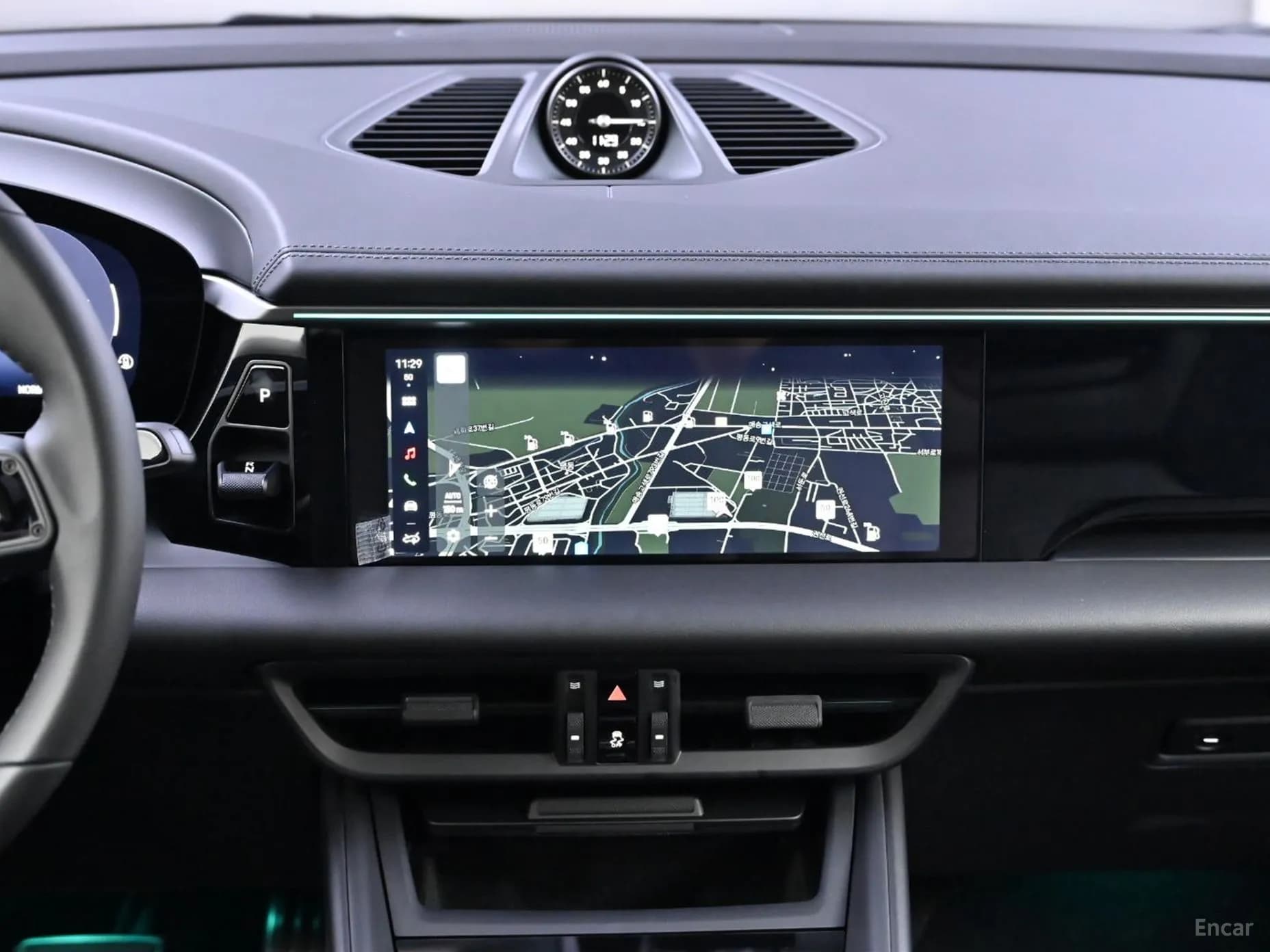 Macan EV