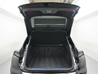 Macan EV