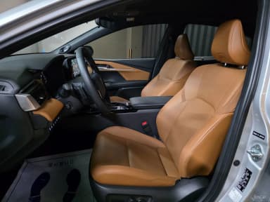 Camry (XV80)