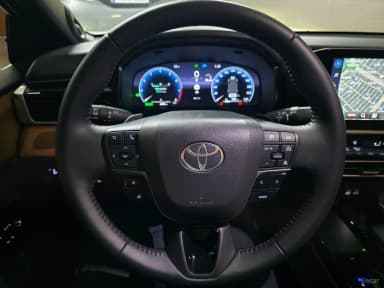 Camry (XV80)