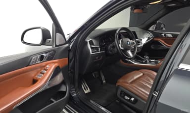 X7 (G07)