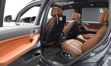 X7 (G07)