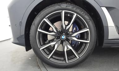 X7 (G07)