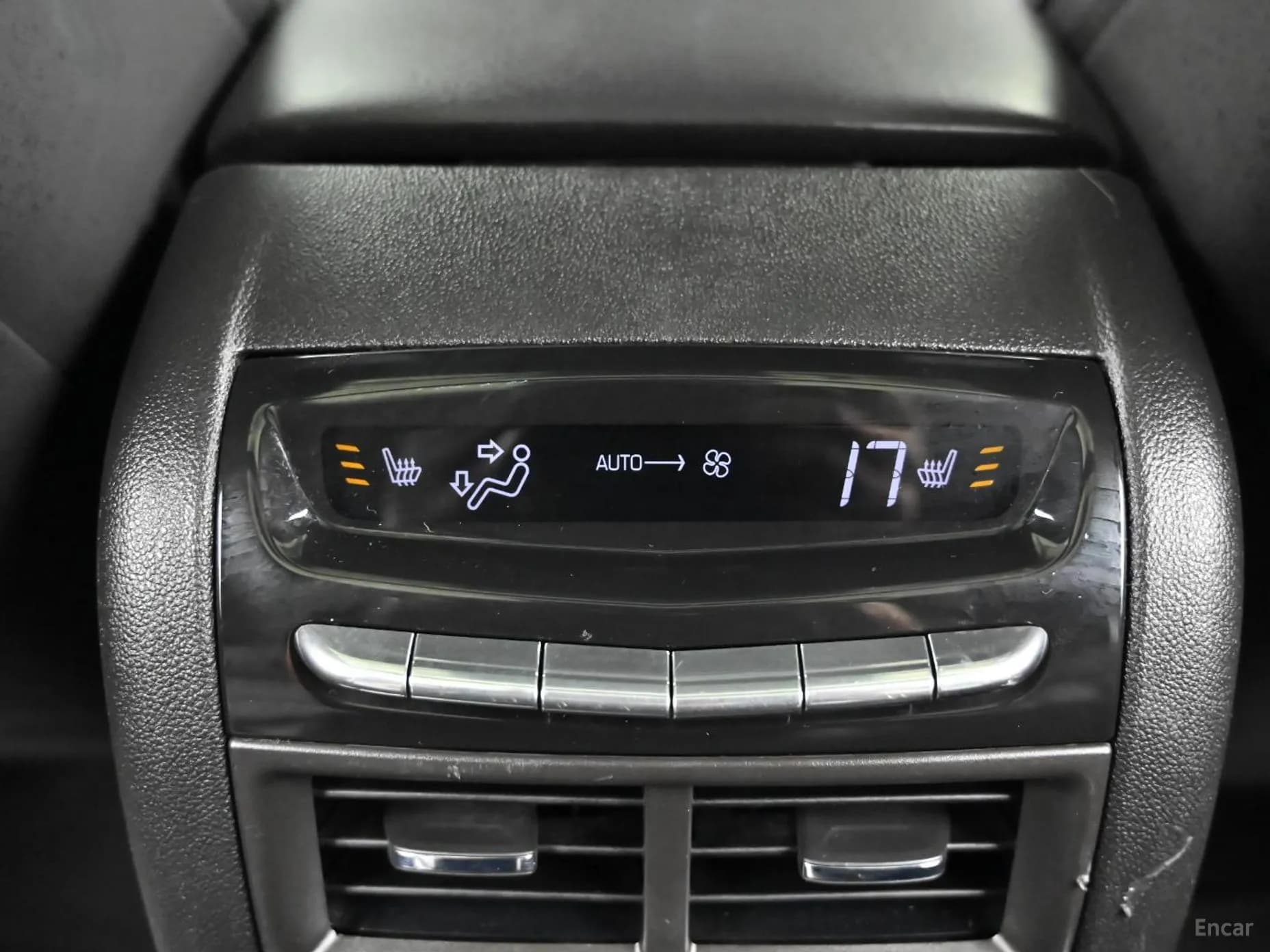 XT5