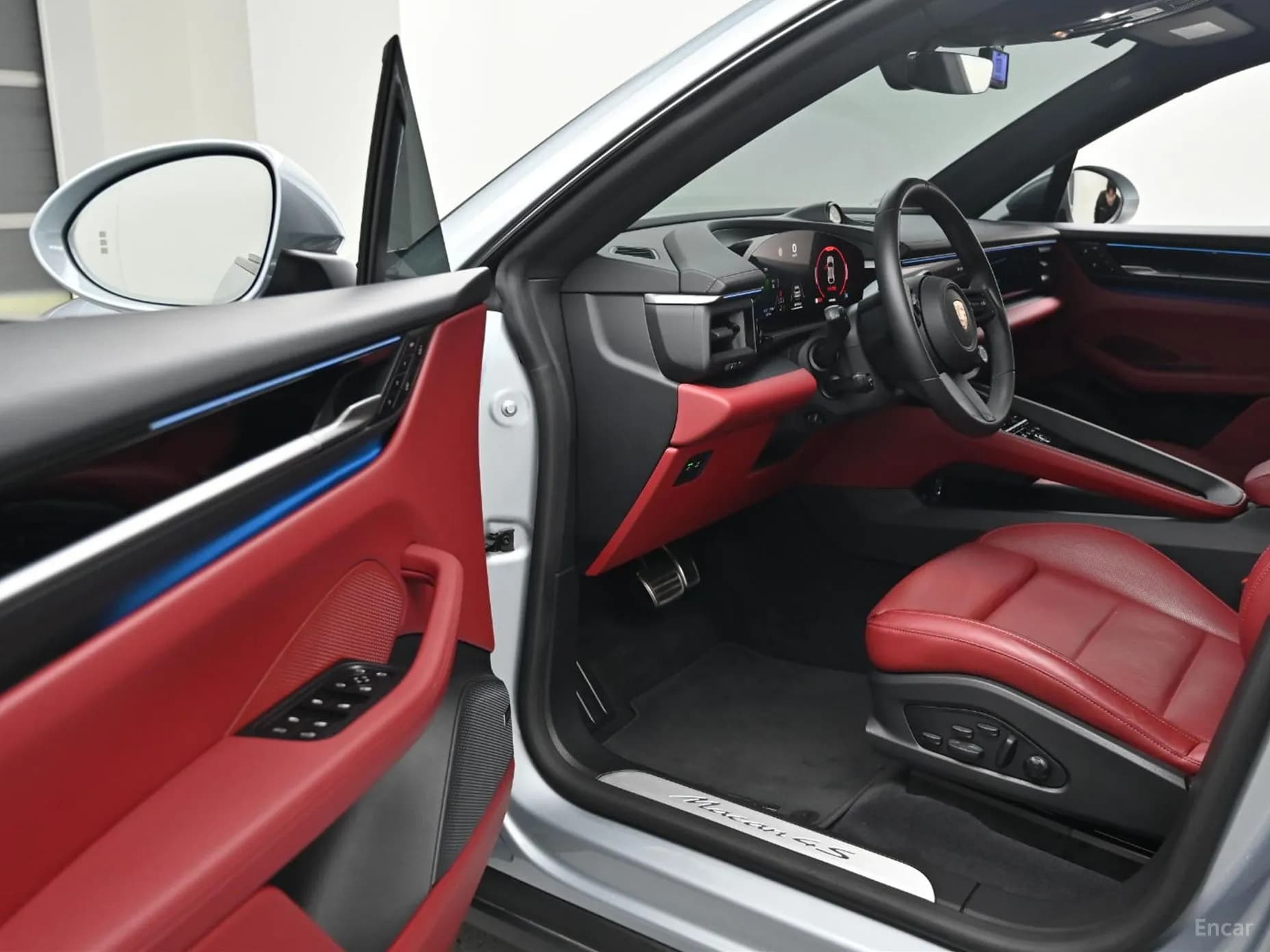 Macan EV