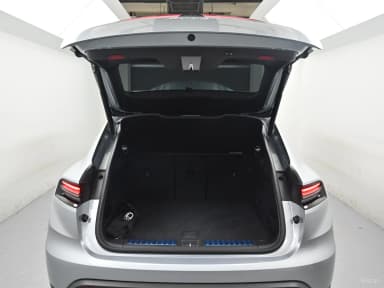 Macan EV