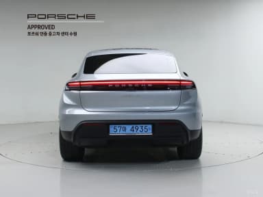 Macan EV