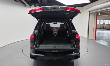X7 (G07)