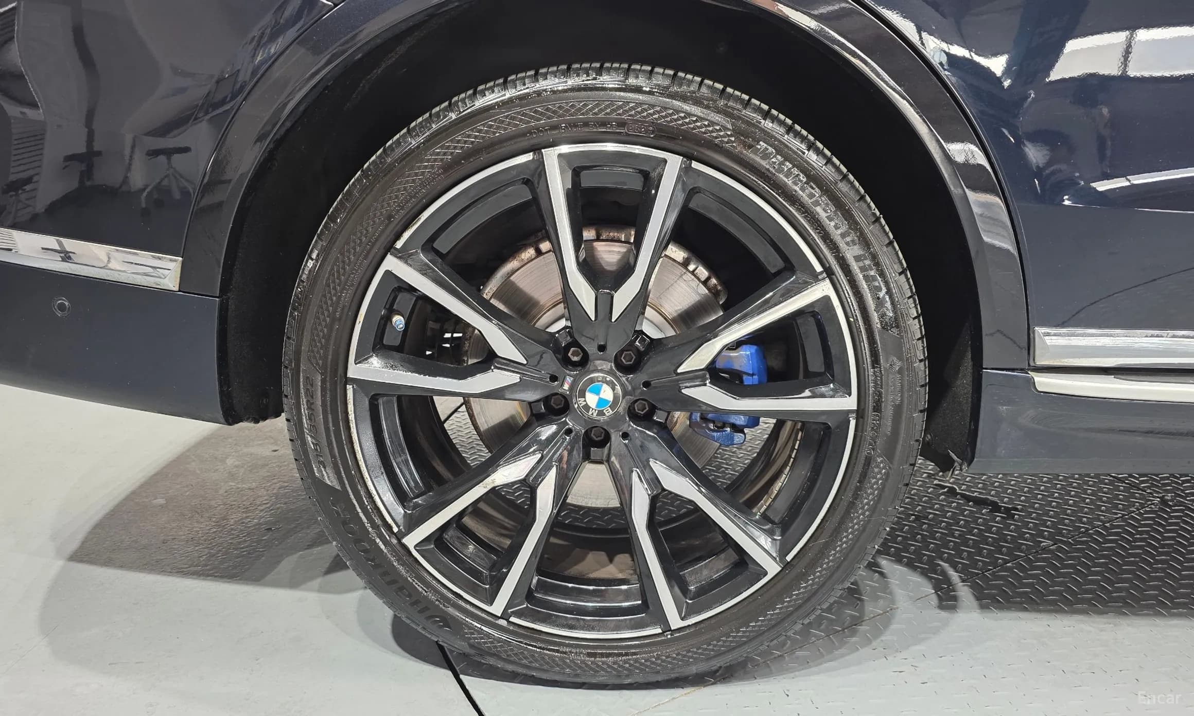 X7 (G07)