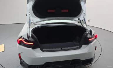 2 Series (G42)