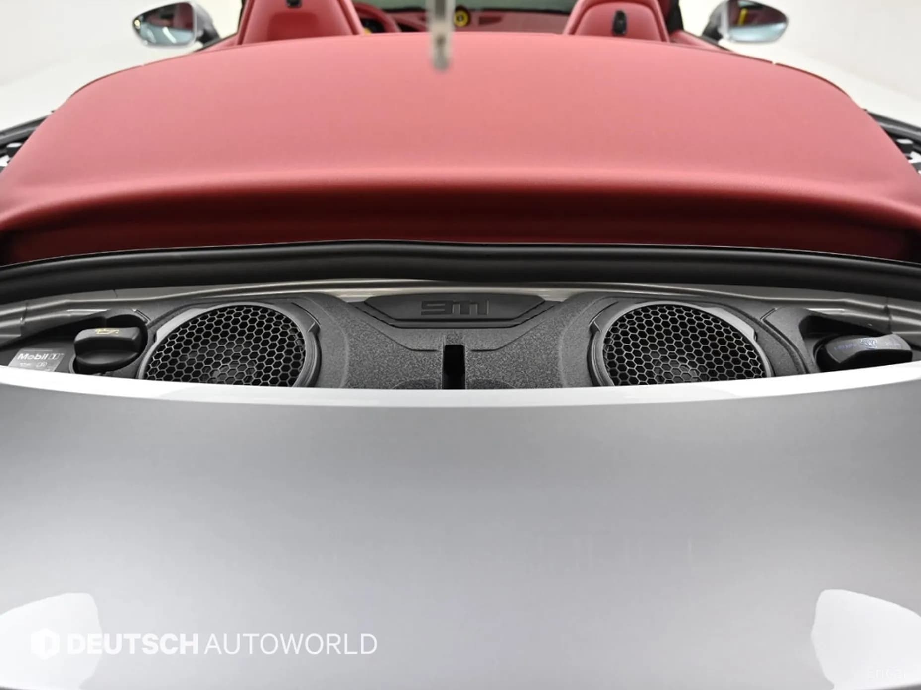 911 (992)