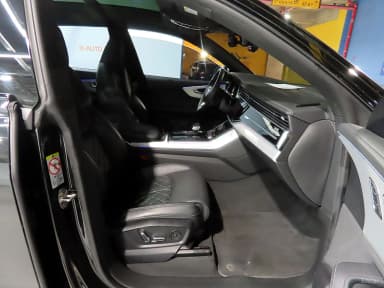 Q8 (4M)