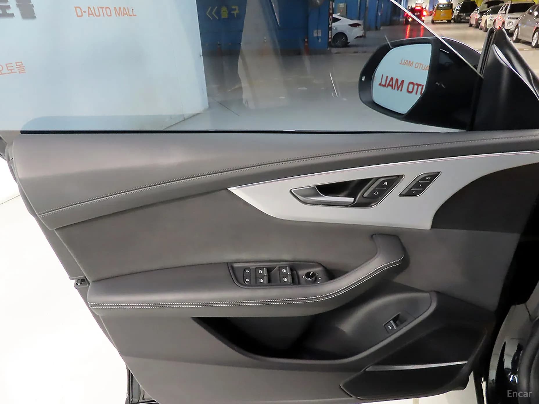 Q8 (4M)