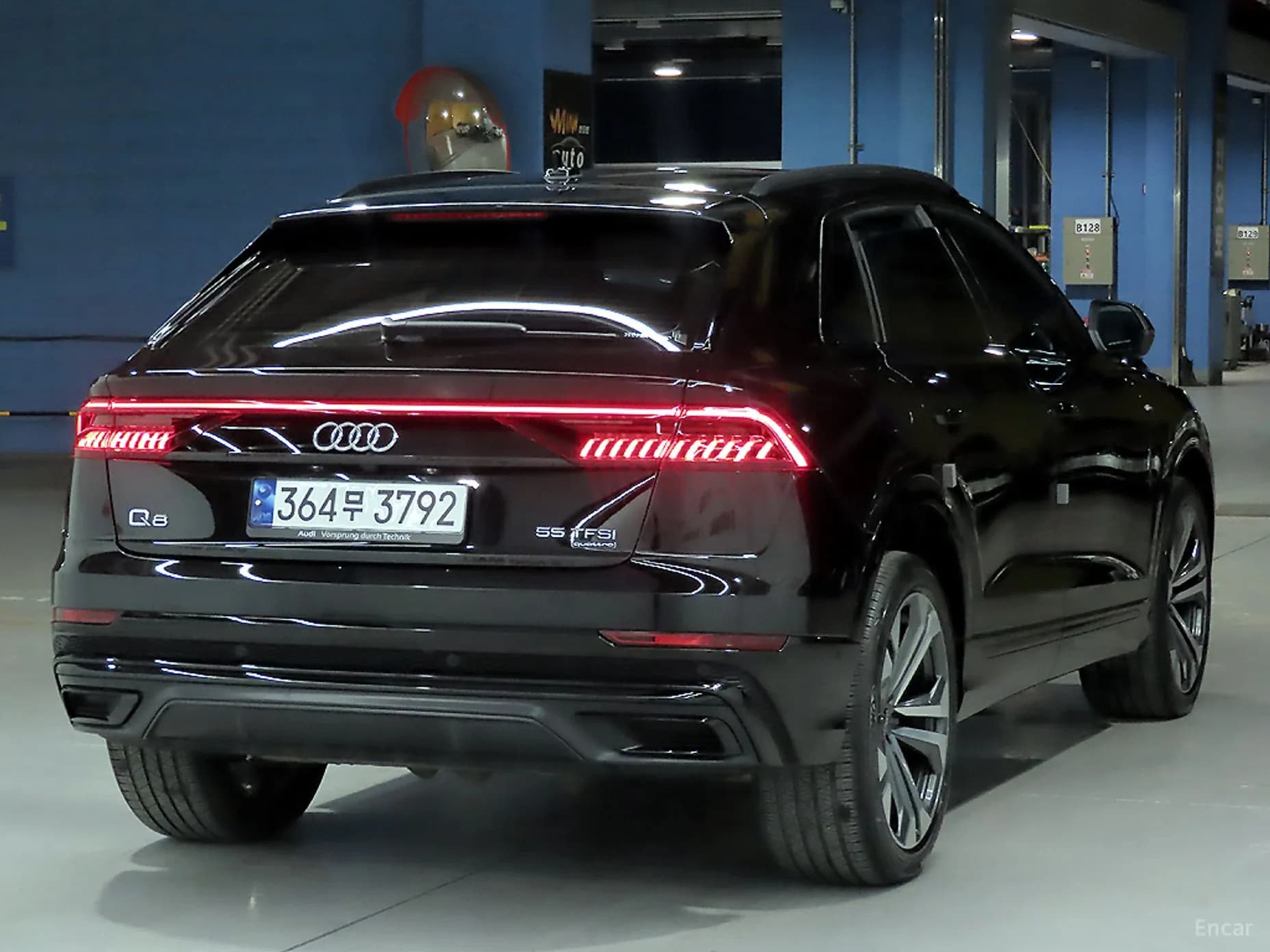 Q8 (4M)
